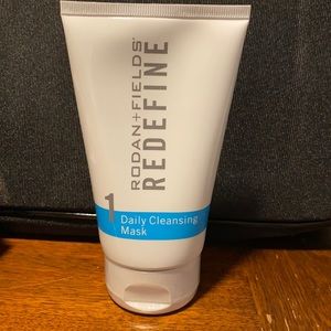 Rodan + Fields Redefine 1 Daily Cleansing Mask new